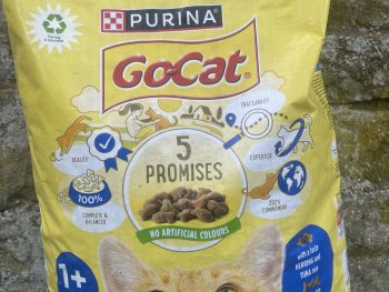 Purina Go cat herring & tuna mix